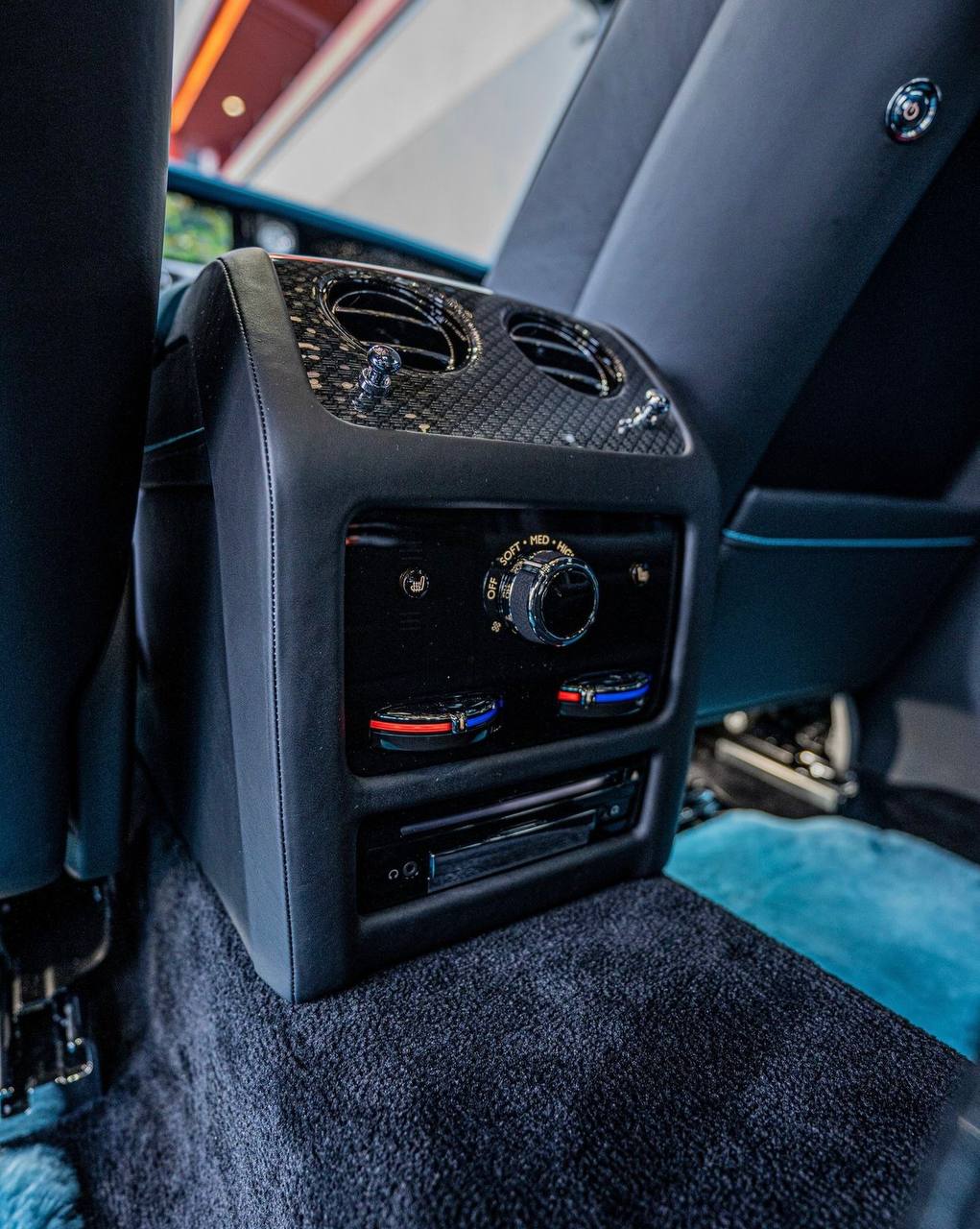 رولز رويس ضيف