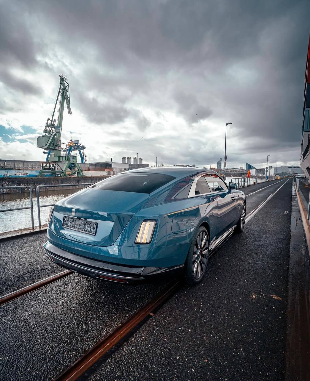 رولز رويس سبيكتر