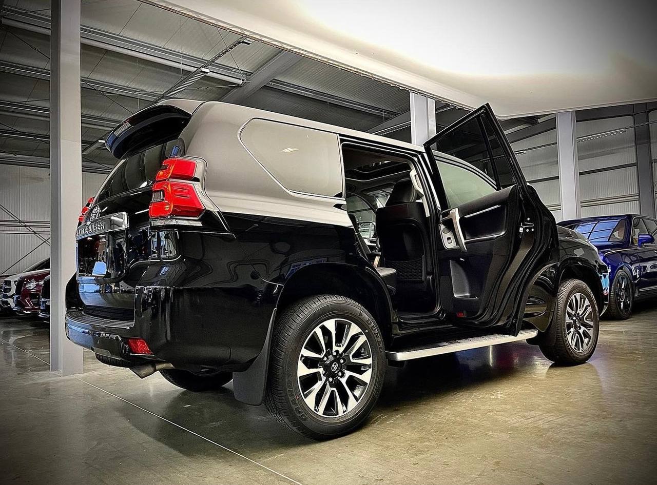 تويوتا لاند كروزر برادو