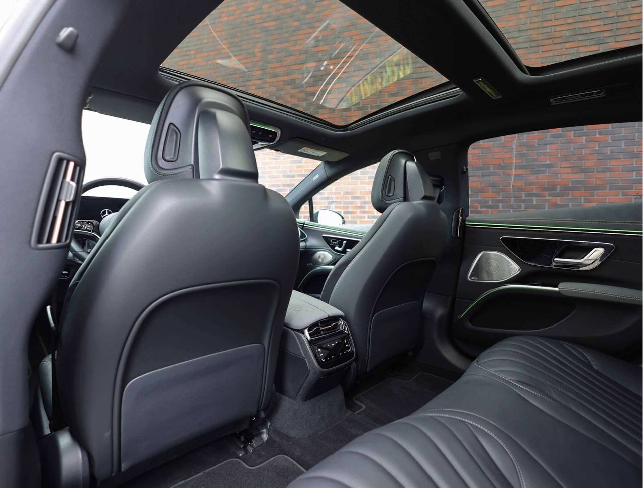 مرسيدس بنز EQS580