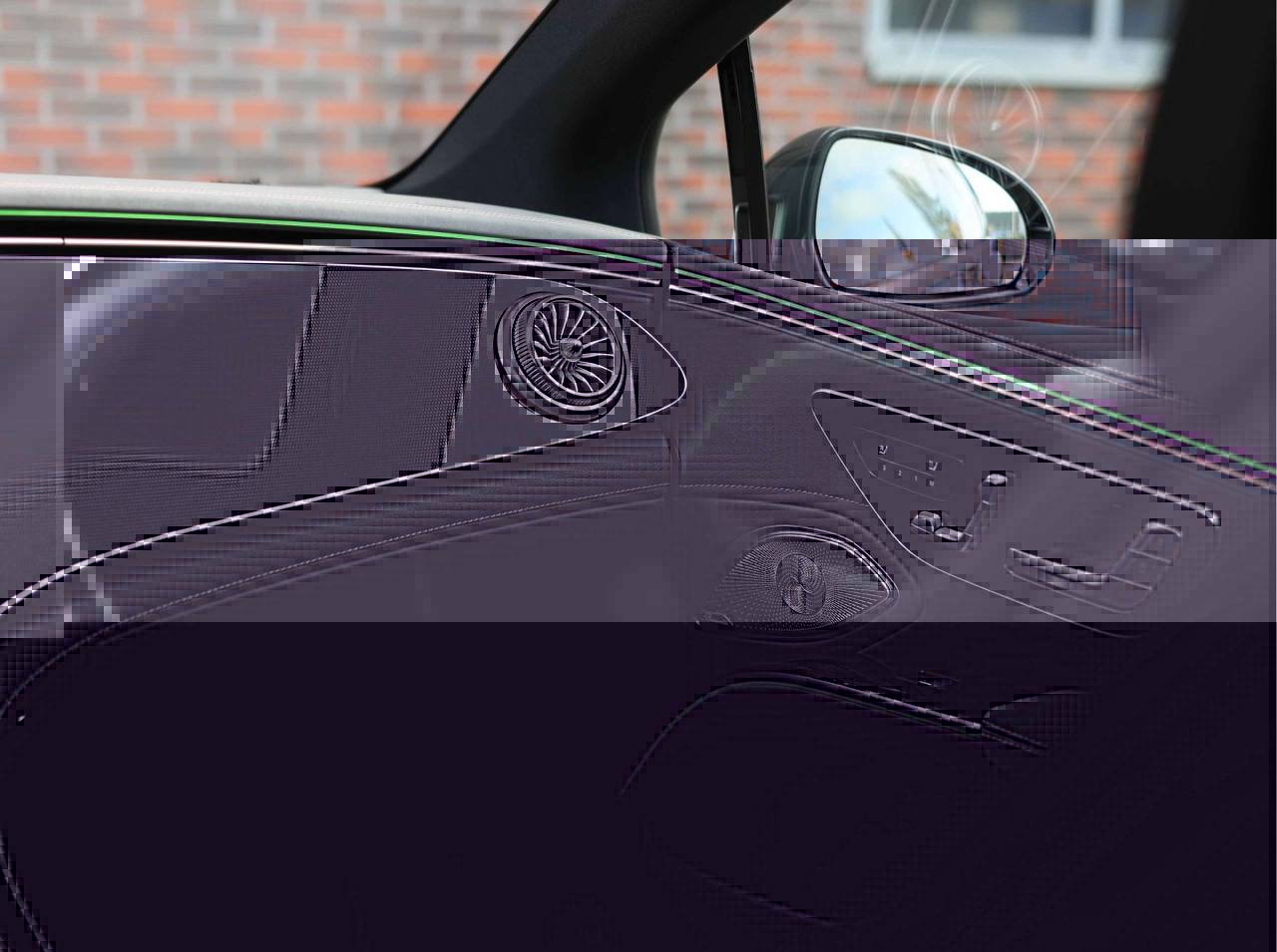 مرسيدس بنز EQS580