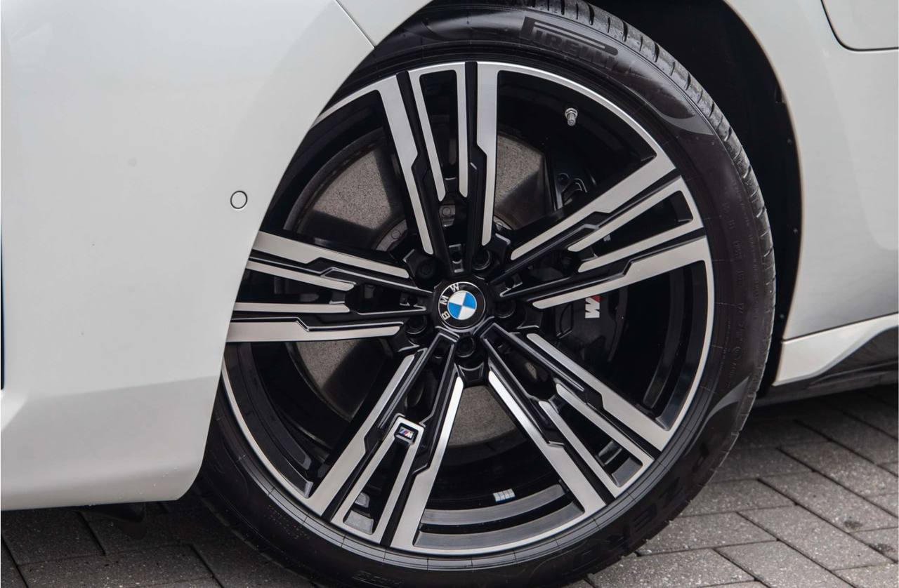 بي ام دبليو آي7