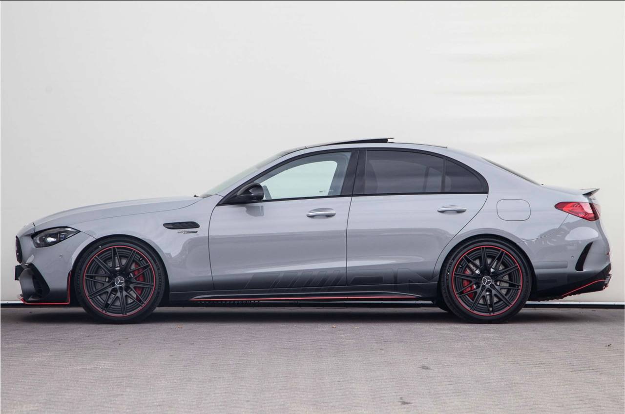 مرسيدس بنز C63