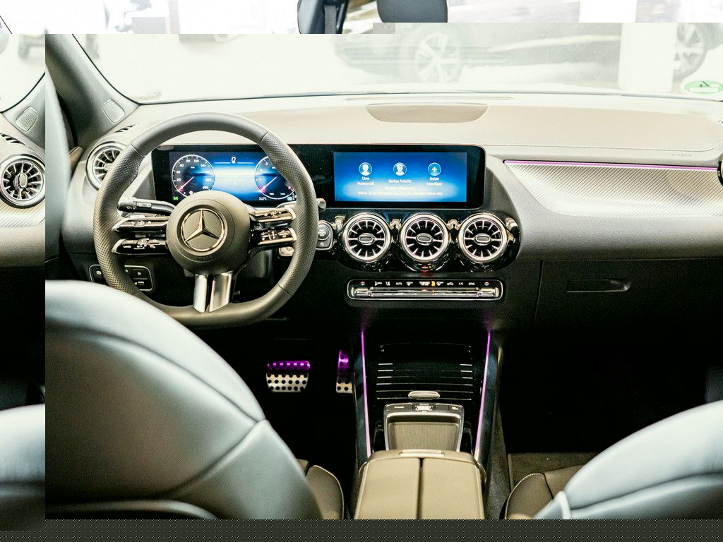 Mercedes-Benz GLA 180