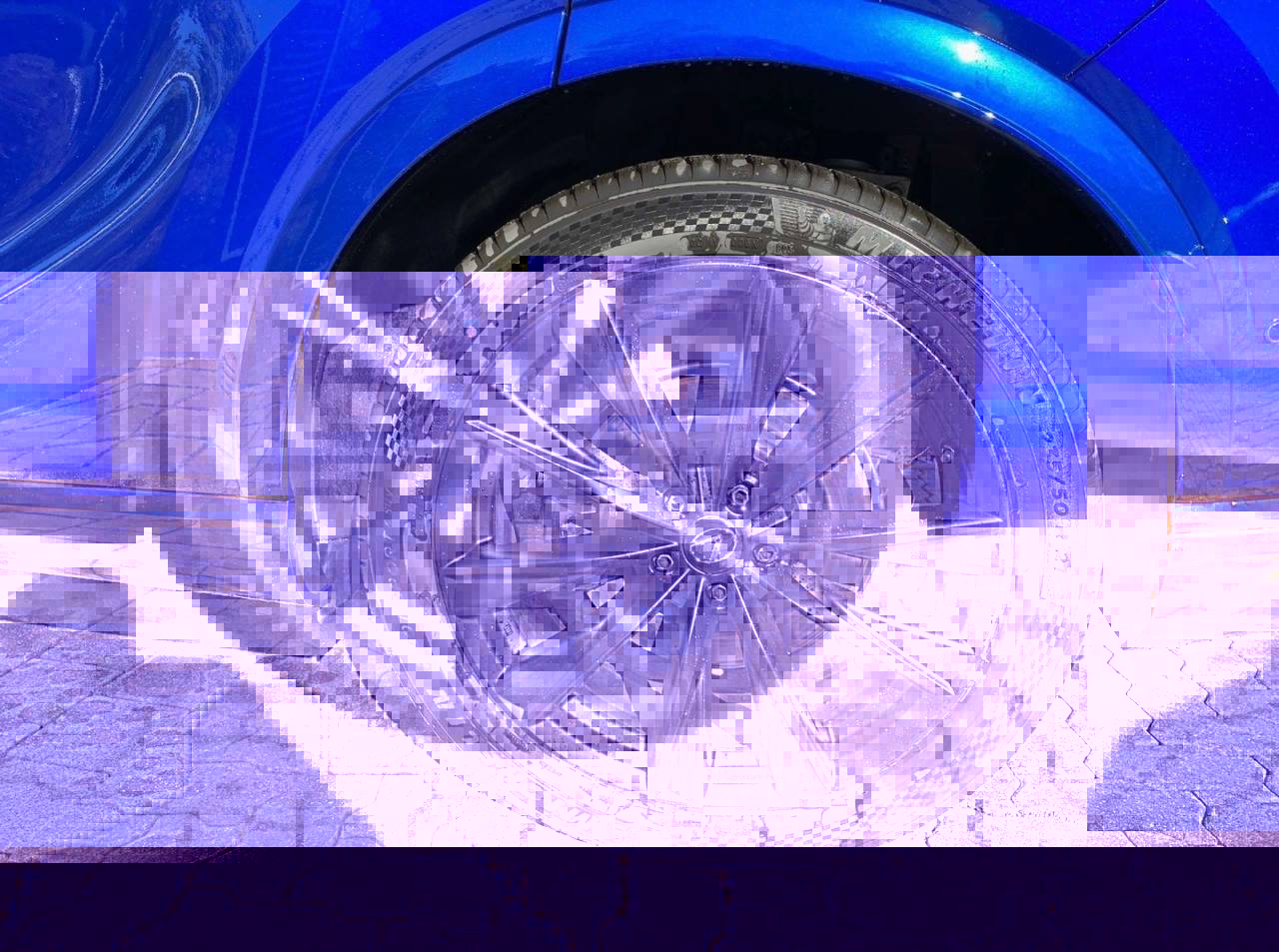 لكزس آر اكس 500