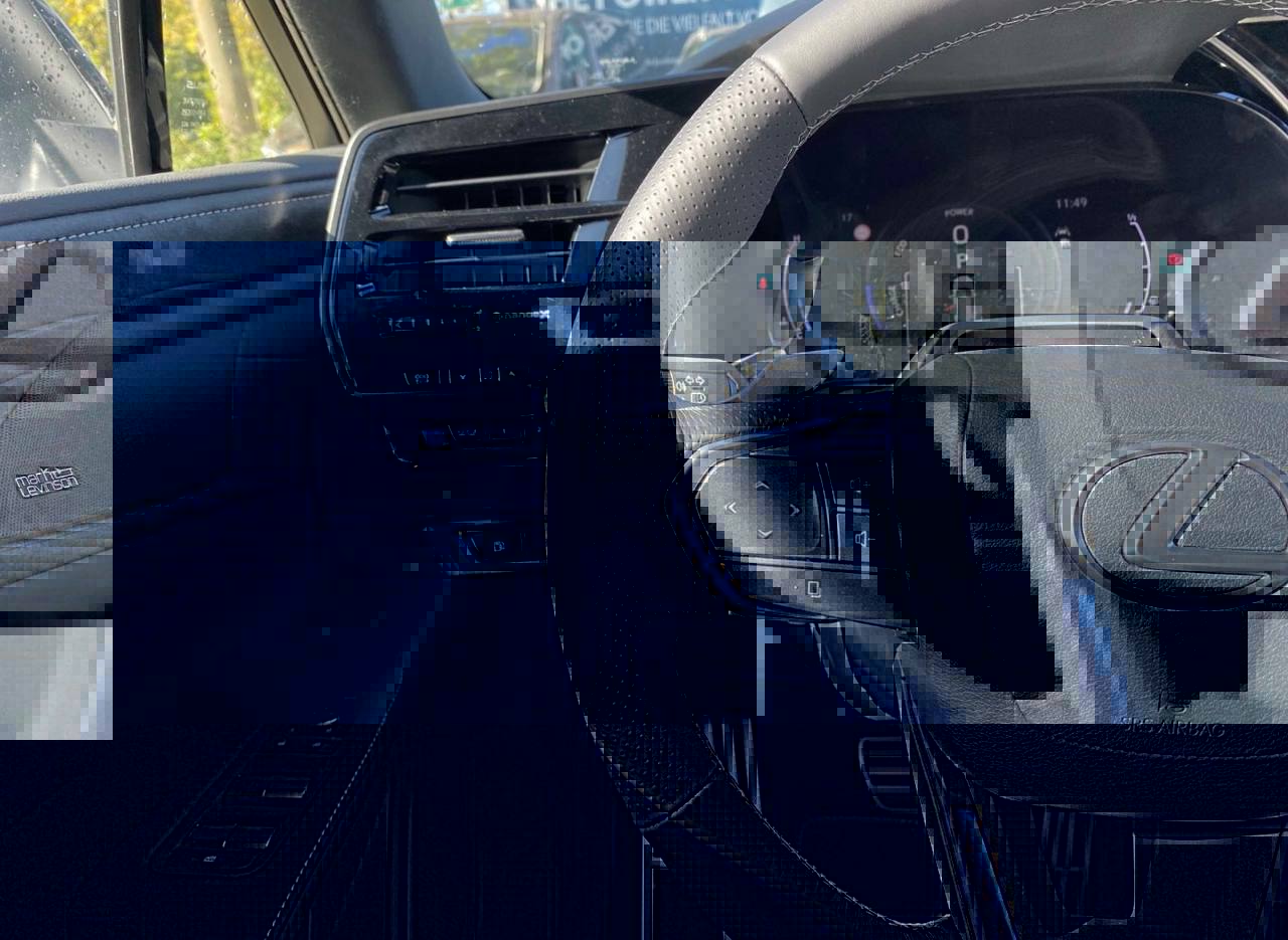 لكزس آر اكس 500