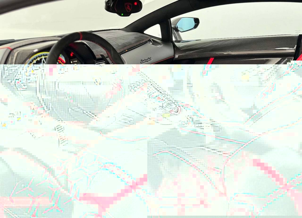 لامبورغيني أفينتادور