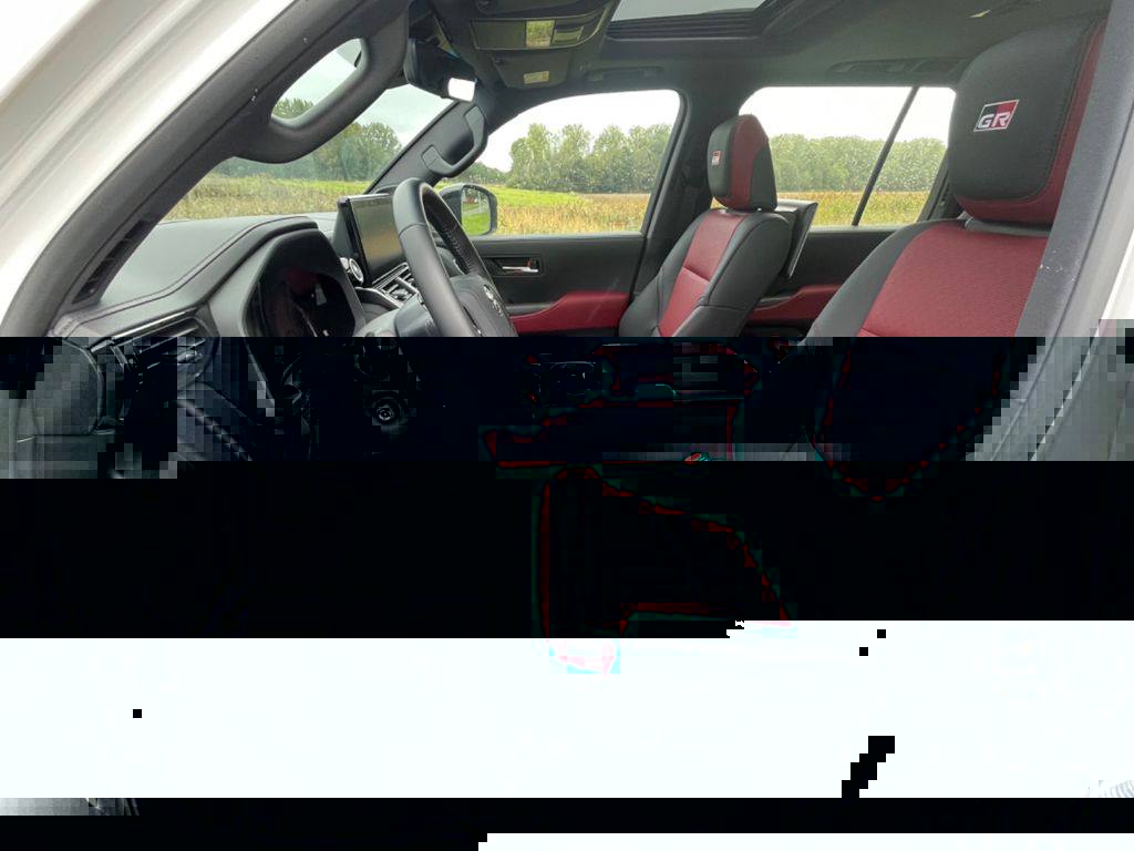  Toyota Land Cruiser 300