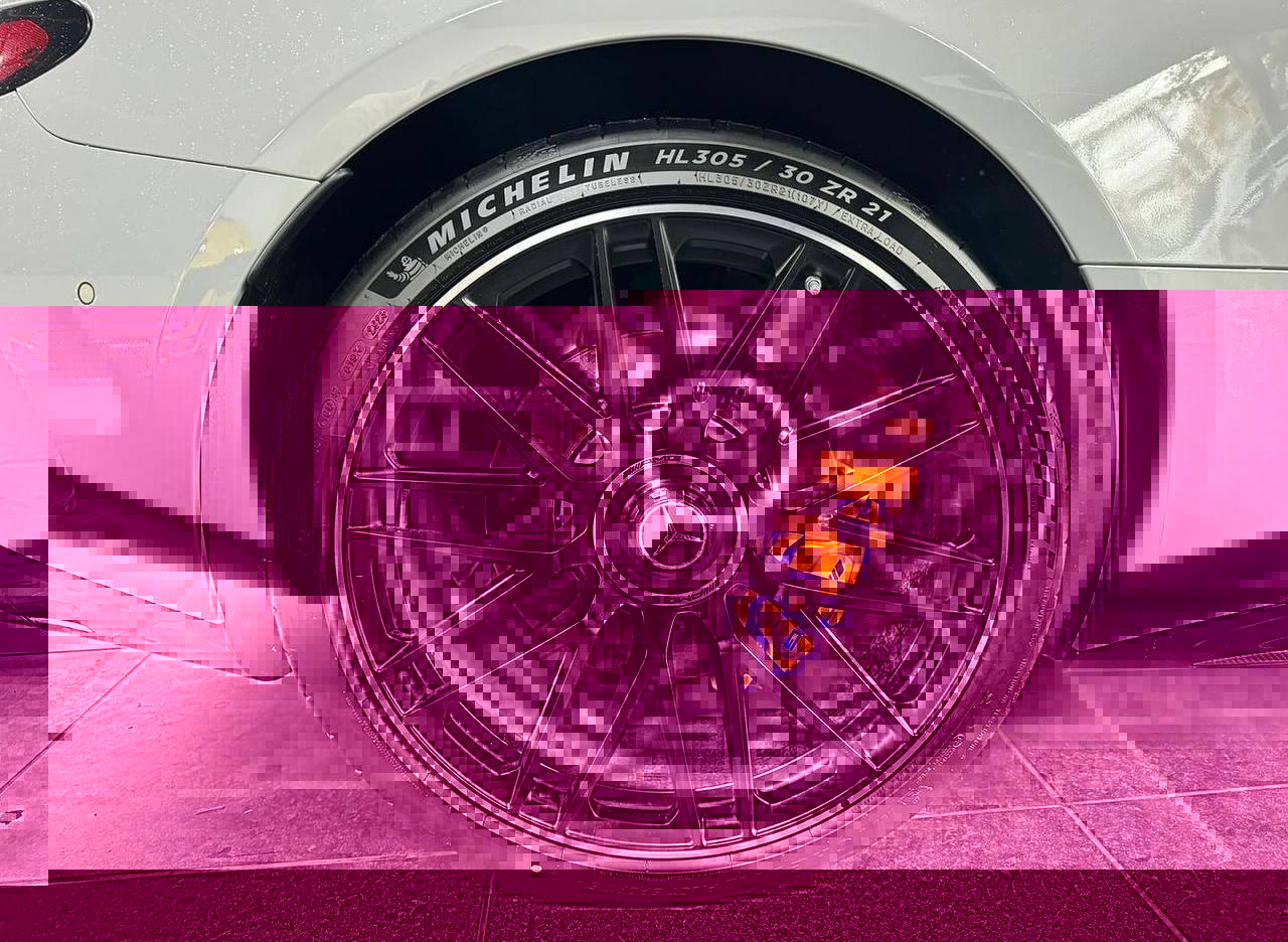  Mercedes-Benz AMG GT63