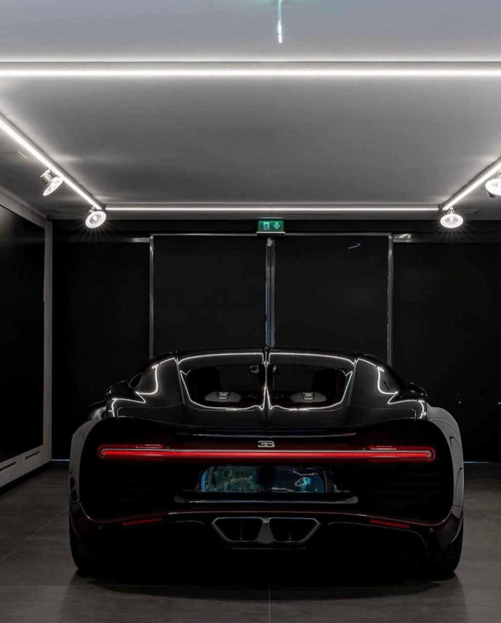 بوجاتي تشيرون