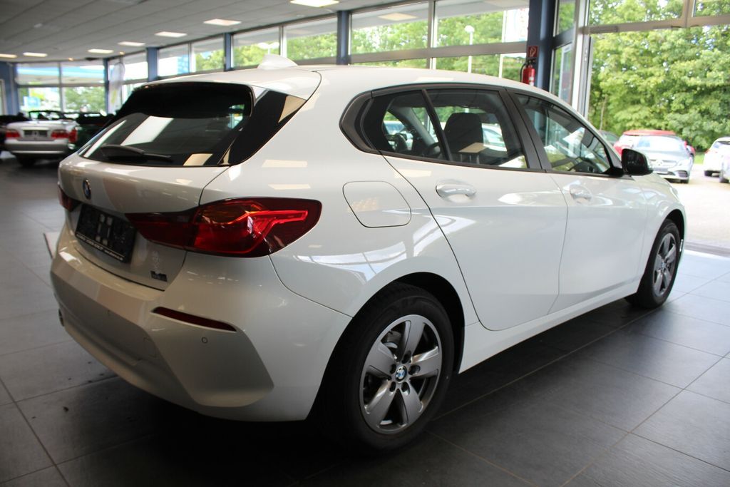 بي ام دبليو 118