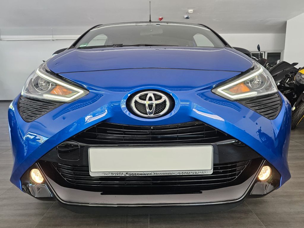 تويوتا ايجو