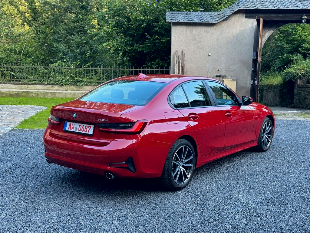 بي ام دبليو 318 د