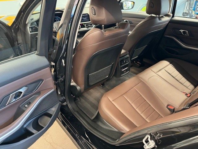 بي ام دبليو 320