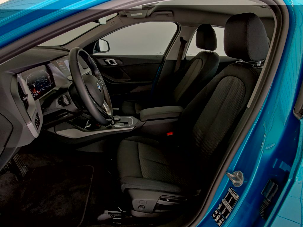 بي ام دبليو 120 د