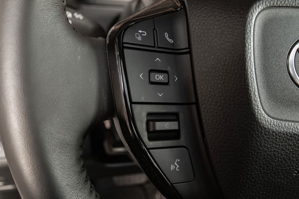 تويوتا بي زد 4 اكس