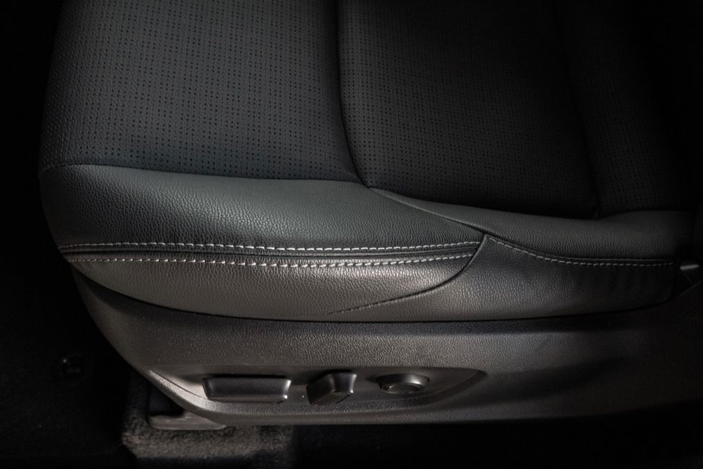 تويوتا بي زد 4 اكس