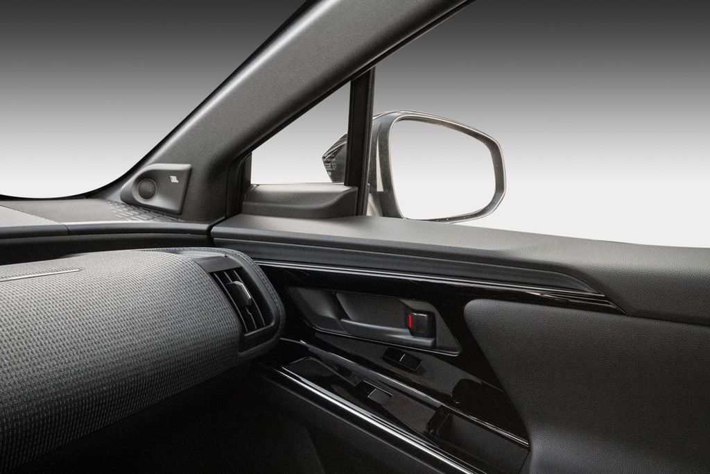 تويوتا بي زد 4 اكس