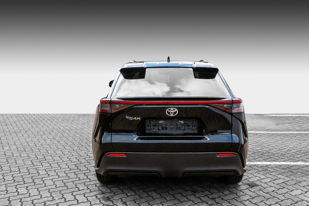 تويوتا بي زد 4 اكس