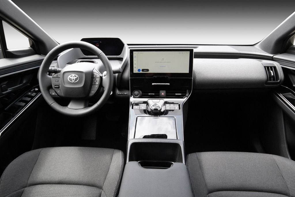 تويوتا بي زد 4 اكس