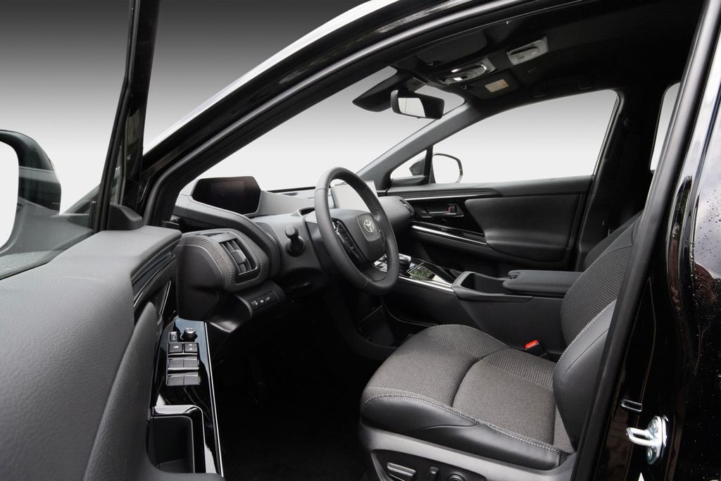 تويوتا بي زد 4 اكس