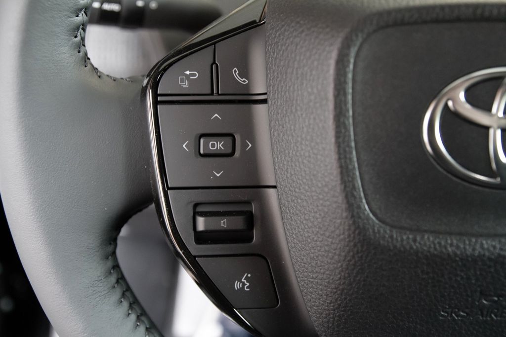 تويوتا بي زد 4 اكس