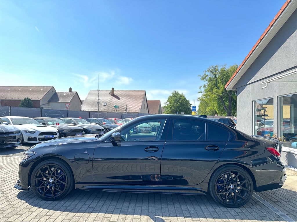BMW 330E