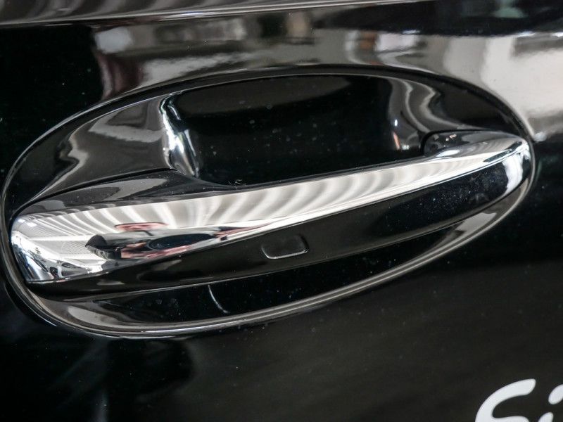 Mercedes-Benz A 250 e