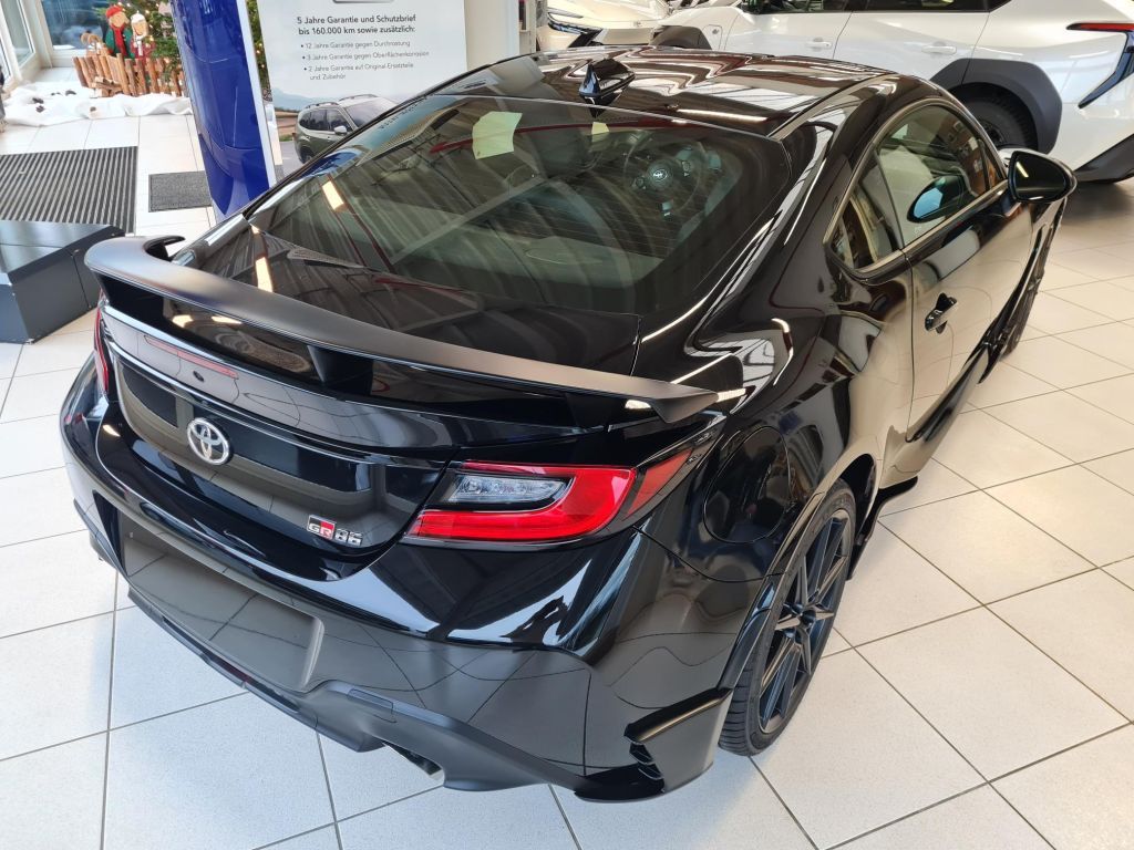 تويوتا جي آر 86