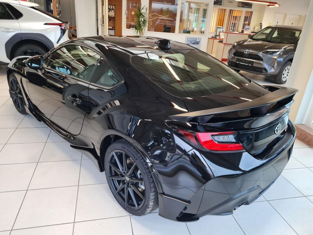 تويوتا جي آر 86