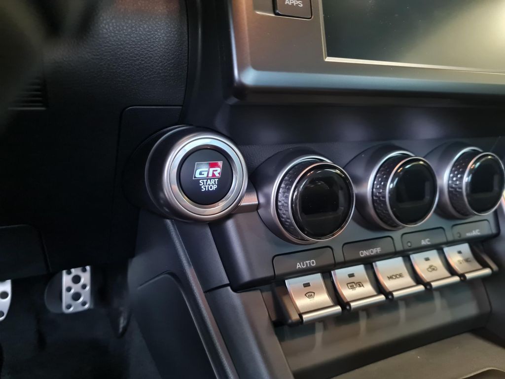 تويوتا جي آر 86