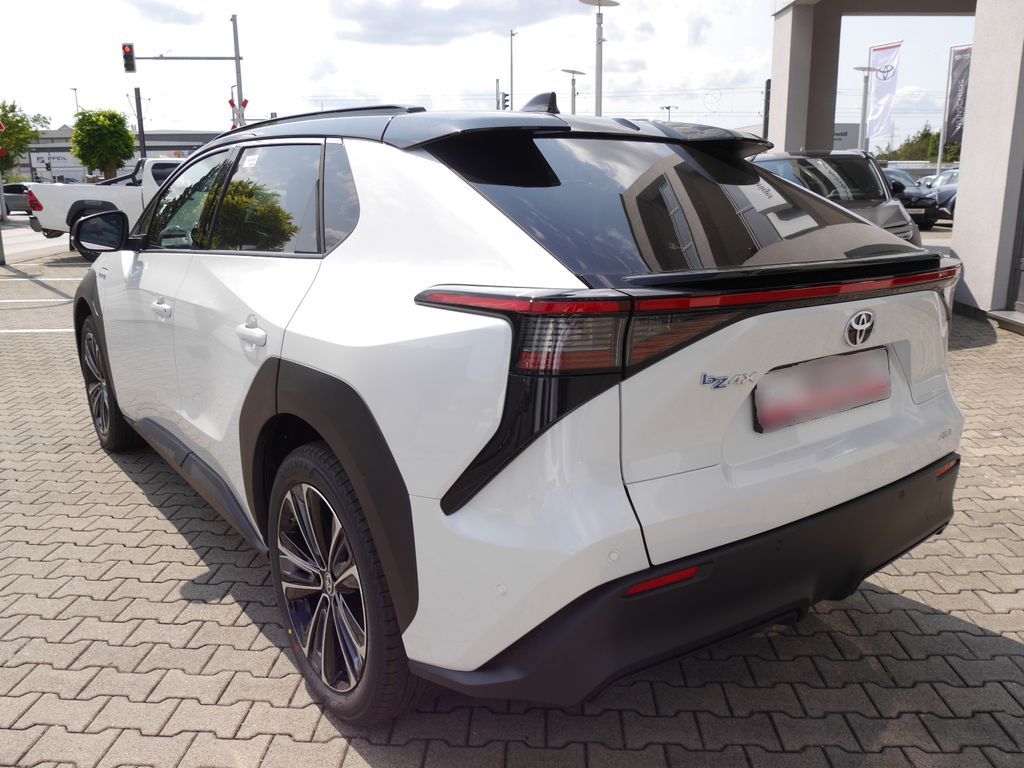 تويوتا بي زد 4 اكس