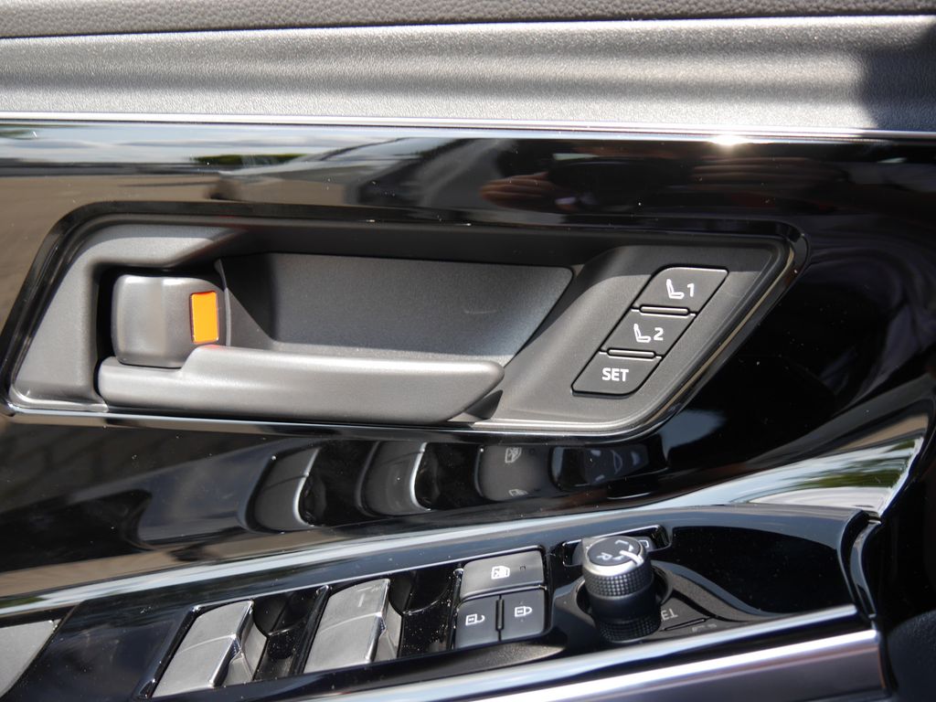 تويوتا بي زد 4 اكس