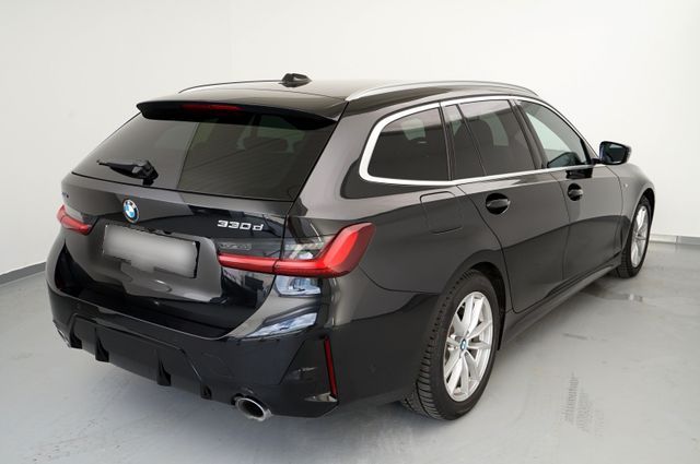 بي ام دبليو 330 د