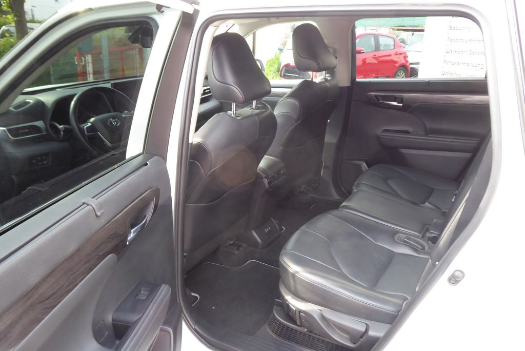 تويوتا هايلاندر