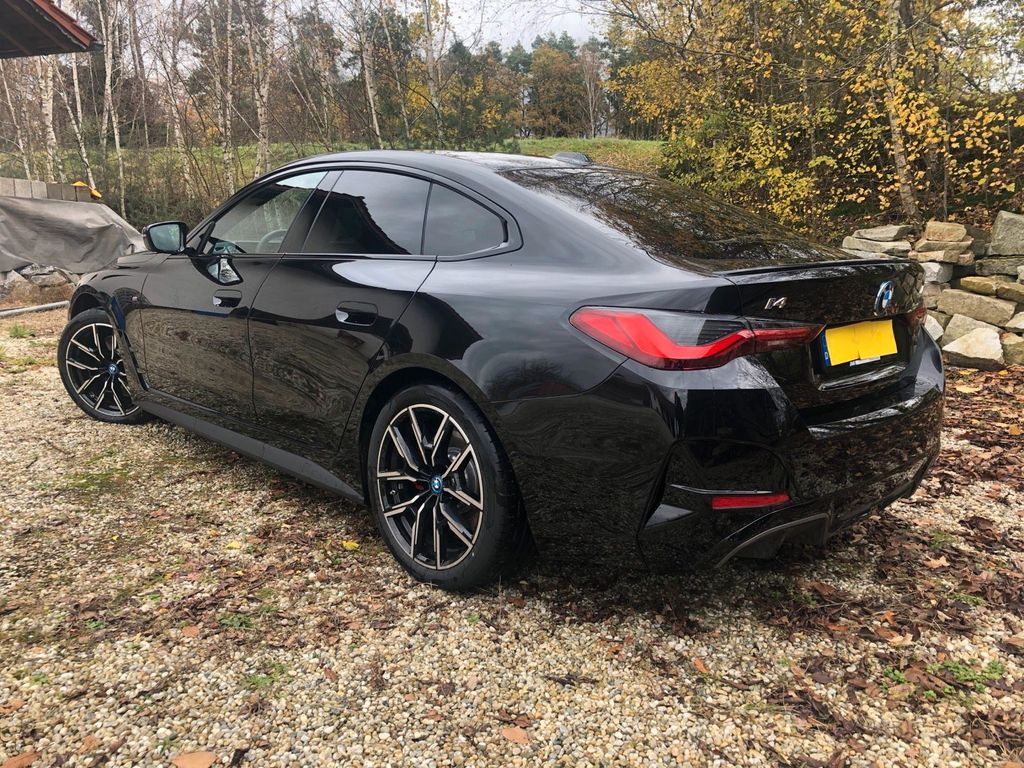 بي ام دبليو i4 M50