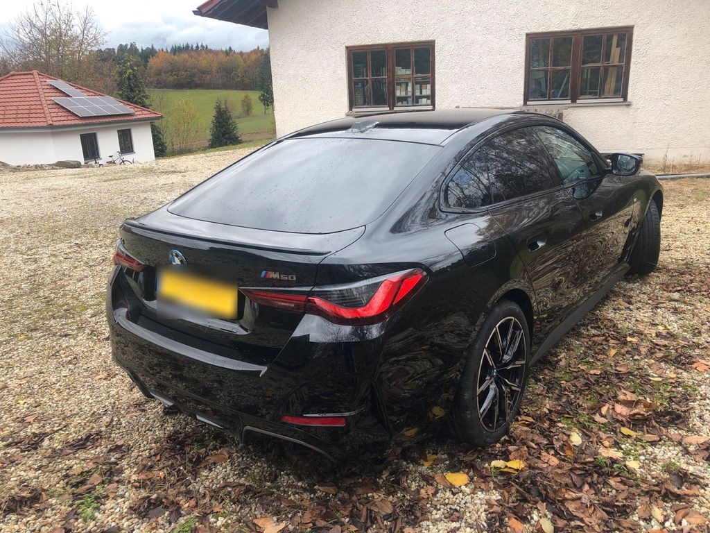 بي ام دبليو i4 M50