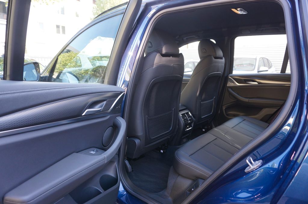 بي ام دبليو اكس 3