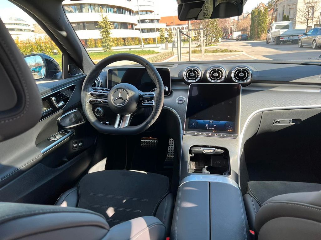 مرسيدس بنز 300