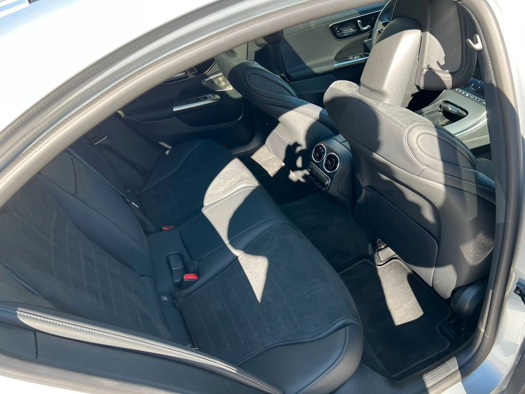 مرسيدس بنز 300