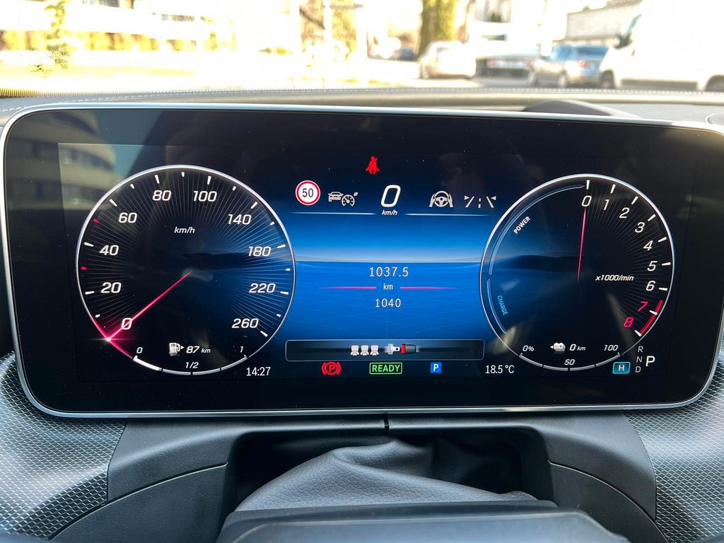 مرسيدس بنز 300