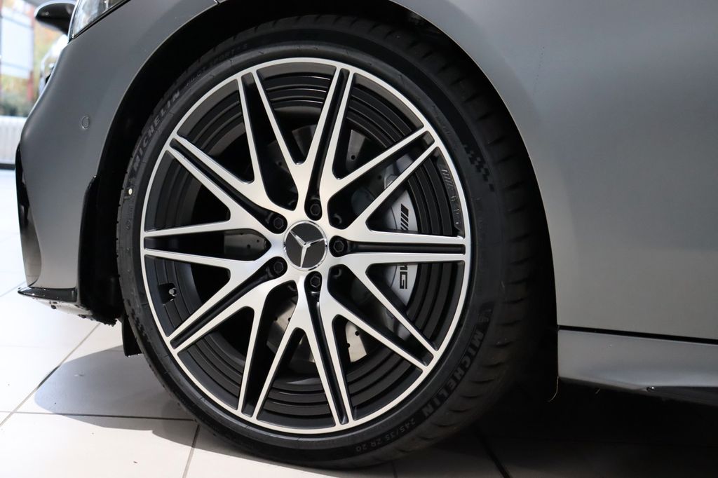 مرسيدس بنز سي 43 ايه ام جي