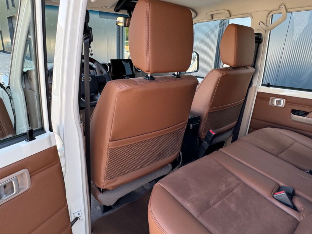 تويوتا لاند كروزر