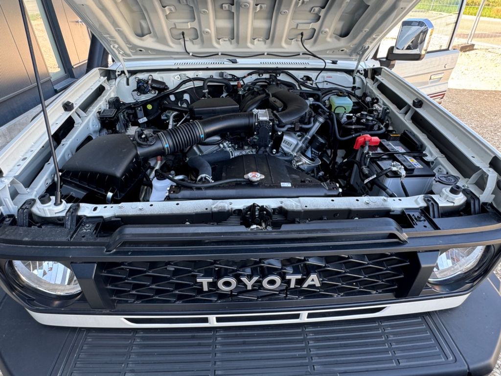 تويوتا لاند كروزر