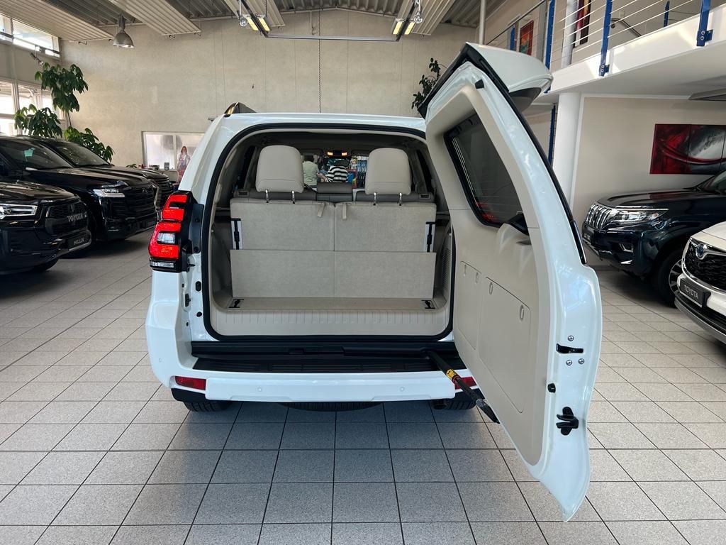 تويوتا ال سي 150