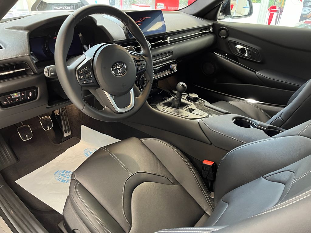 تويوتا جي آر سوبرا