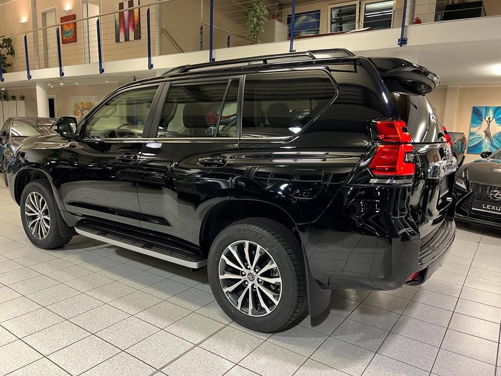 تويوتا ال سي 150