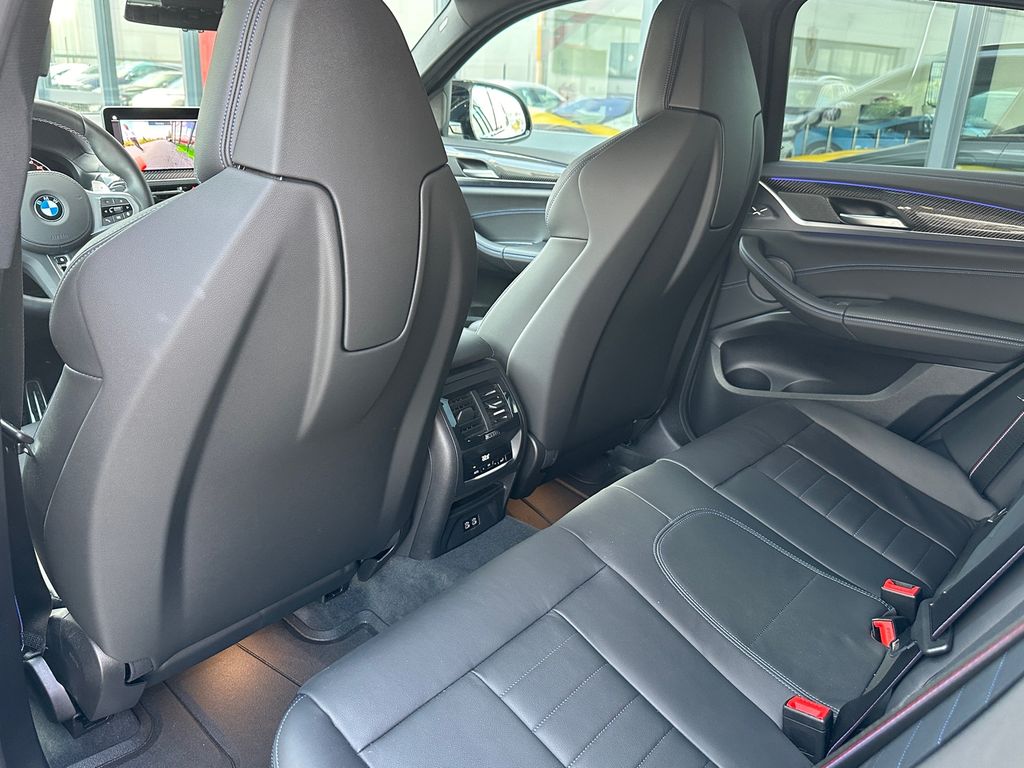 بي ام دبليو اكس 4 ام 40 اي