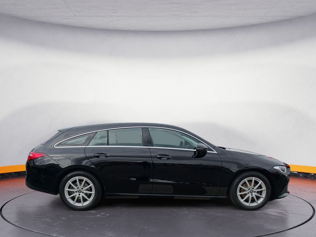 مرسيدس بنز سي ال ايه 180