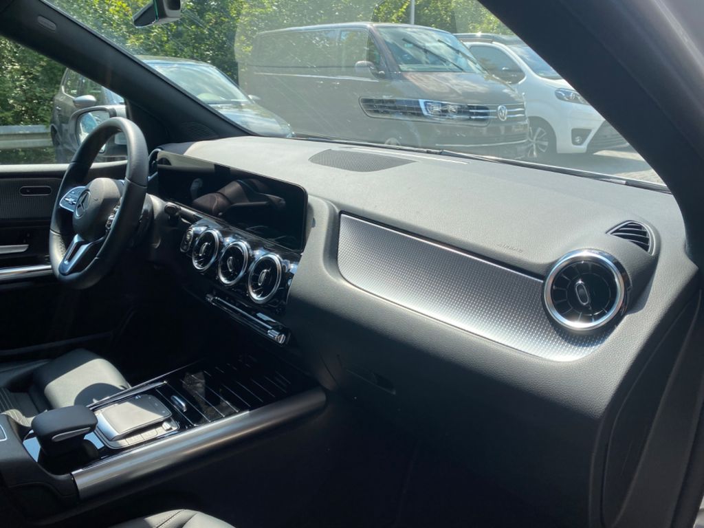 مرسيدس بنز بي 200